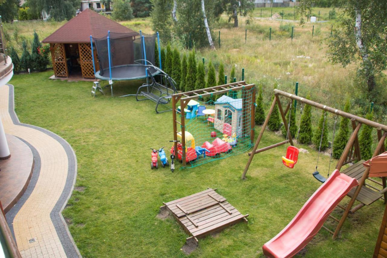 Willa Laura Rowy - Apartamenty Nad Morzem Exterior foto